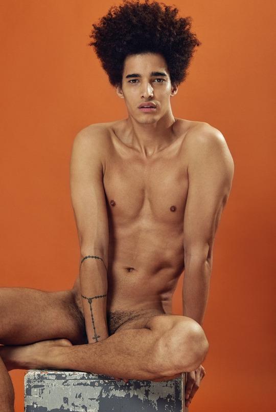 ปูหมอน นอนสื่อ