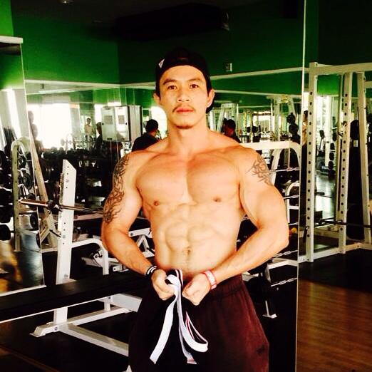 " 70 ผู้ " เป้าตุง + วาร์ป