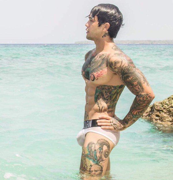 จัดป่ะ 70 ขอให้ได้นายแบบสักครั้ง ให้ชื่นใจ