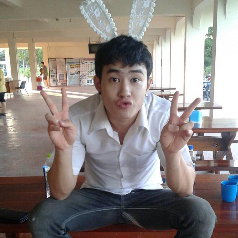 ใครอ่ะ 1,236