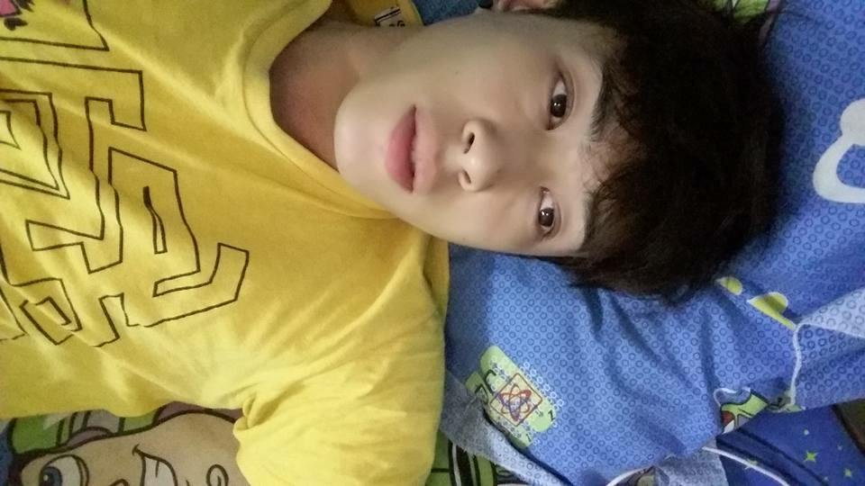 ใครอ่ะ 1,236