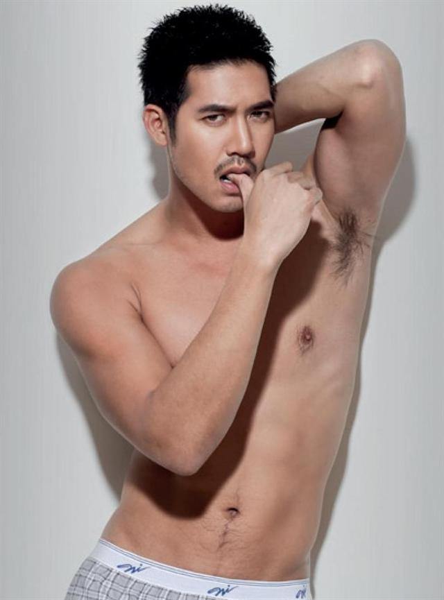 เวียร์ ศุกลวัฒน์