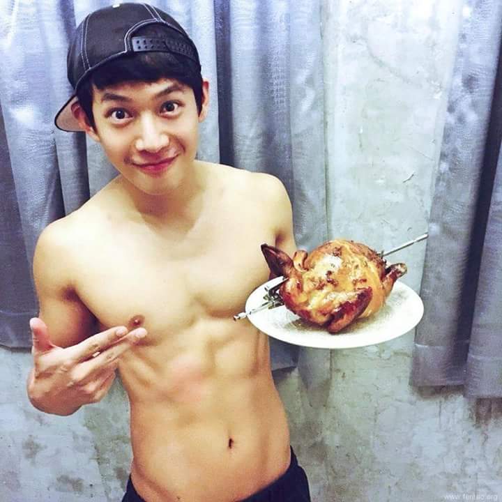 รักผู้ชายหล่อ 1,352