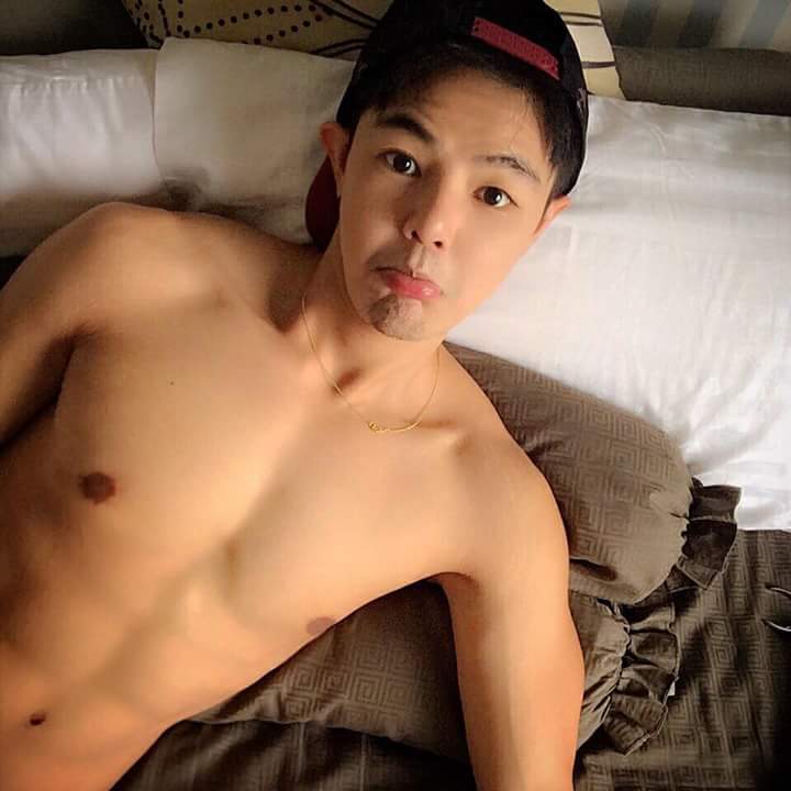 รักผู้ชายหล่อ 1,359