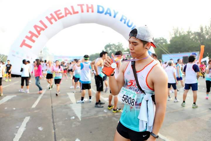 รักผู้ชายหล่อ 1,359