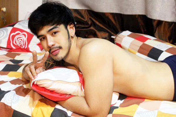 รักผู้ชายหล่อ 1,359