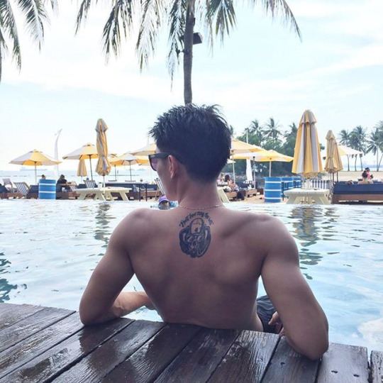 ถอดโชว์เรือนร่าง 1326