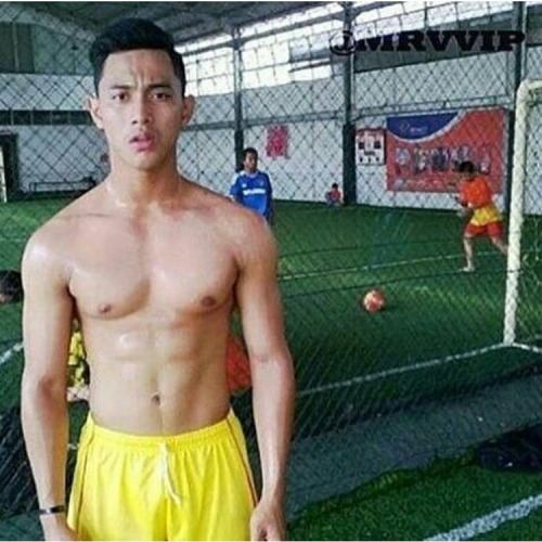 ถอดโชว์เรือนร่าง 1336