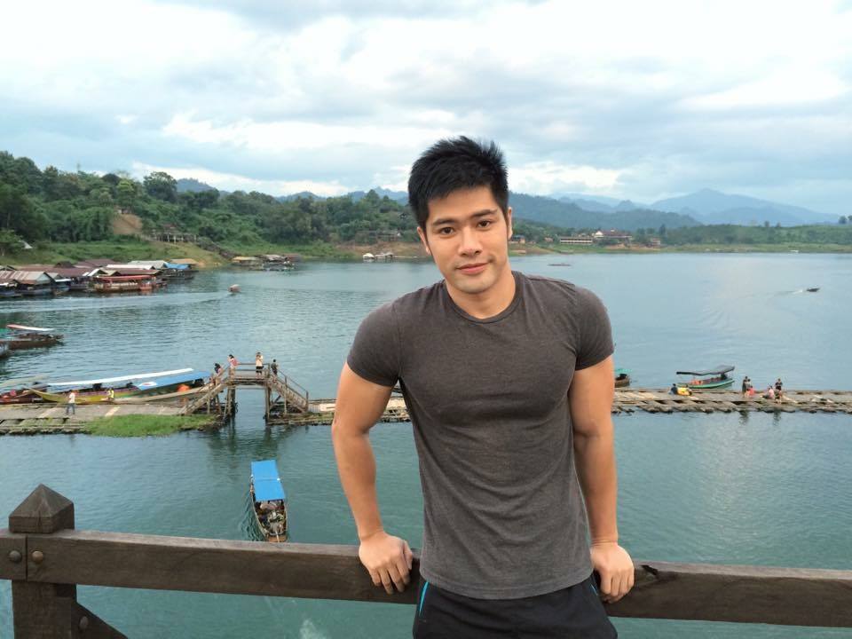 ระวังนมแตกนะคะพี่คะ 1,456