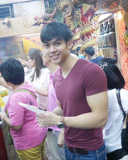 ระวังนมแตกนะคะพี่คะ 1,456