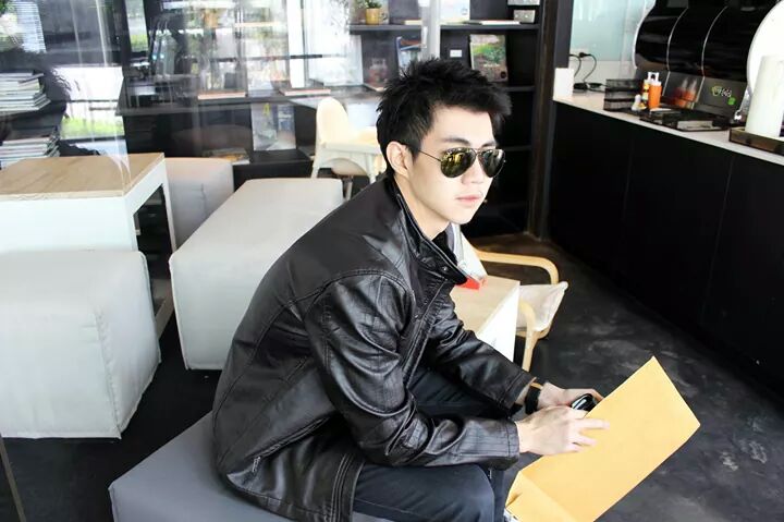 ตื่นได้แล้วที่รัก 1,476