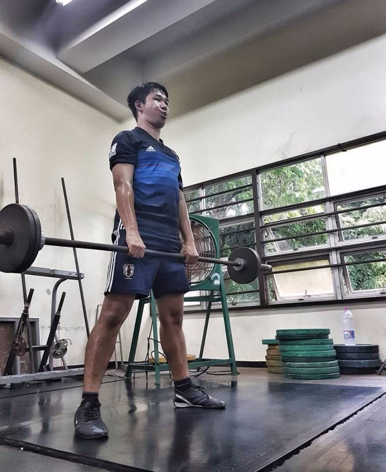 หุ่นพอดีๆ..ปี้บ่ละ