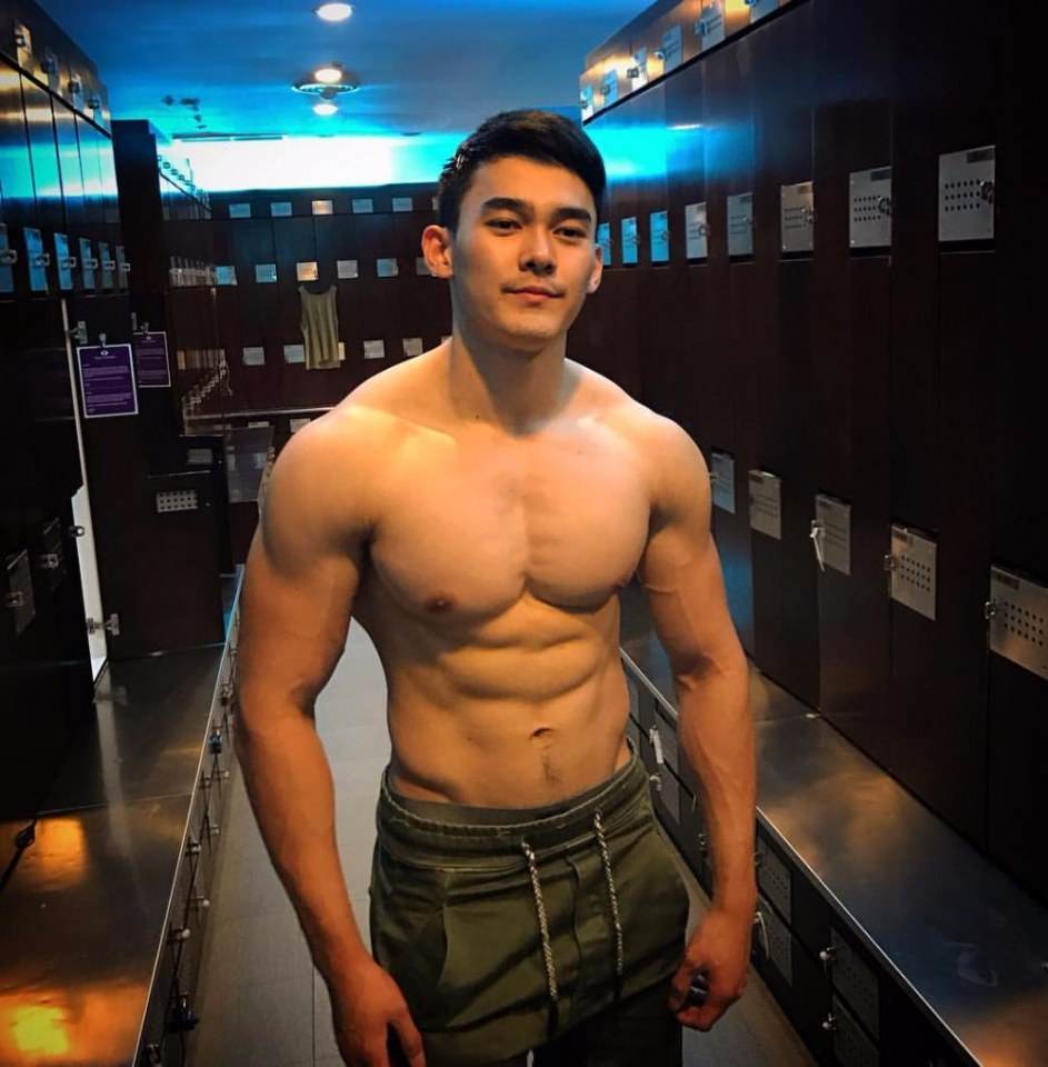 หล่อไม่มาก แต่อยากโดนมากกกก