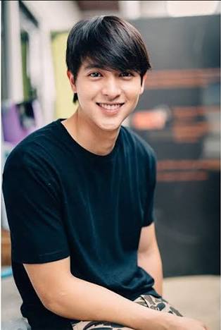 เลือกคนไหนดี เจมส์จิ หรือ yuseiyagi