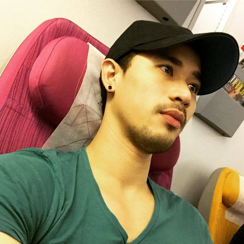 คุณต้น เข้มน่าซุก