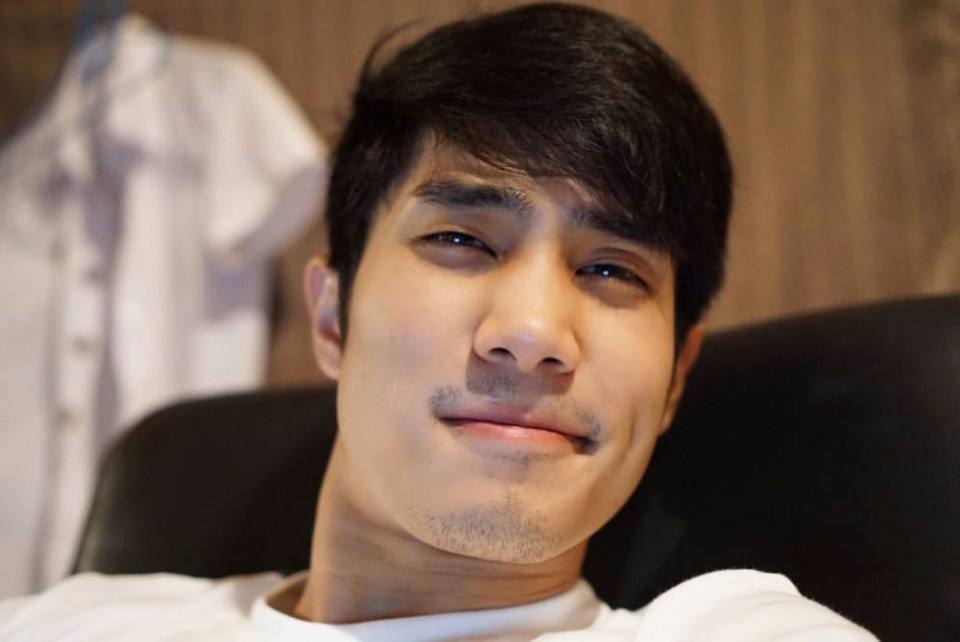 อยากเลียจนใจสั่น