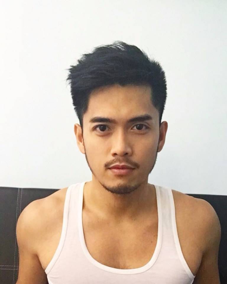 เข้มเบยยยย มองแล้วสั่นระริก