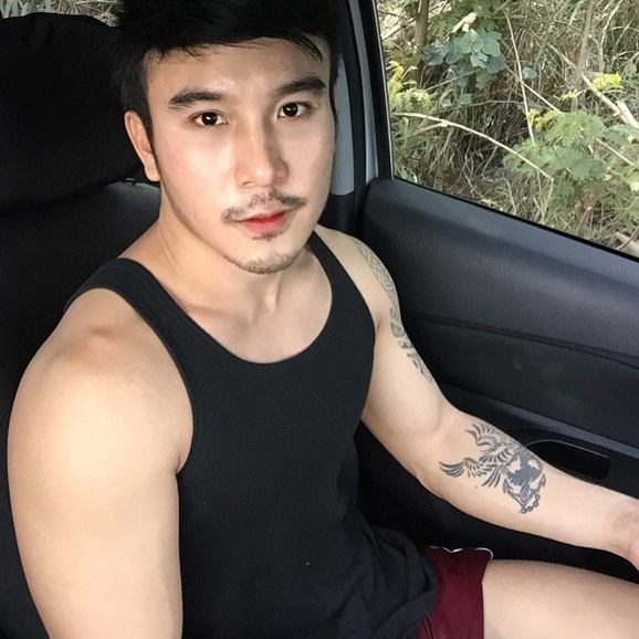 อยากเลียจนใจสั่น03