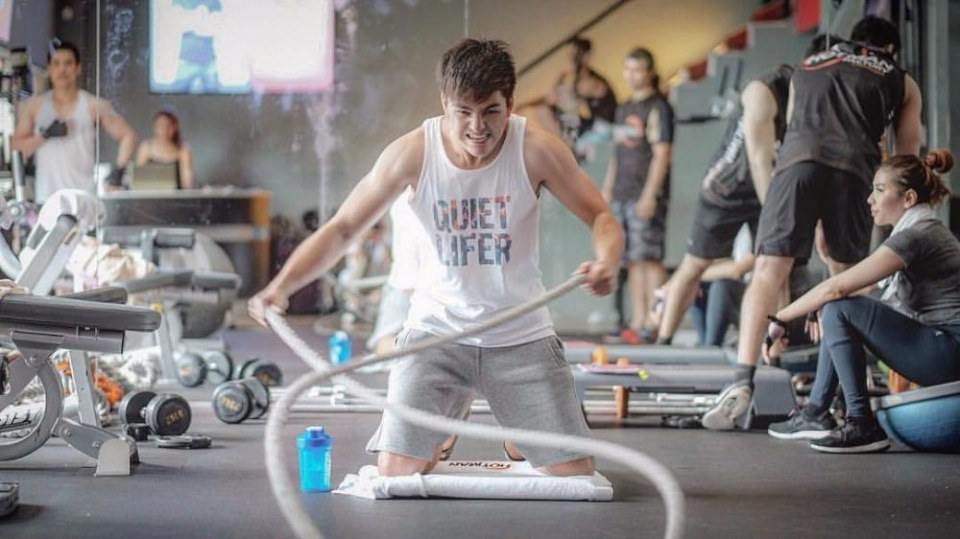 นิวกับวิน