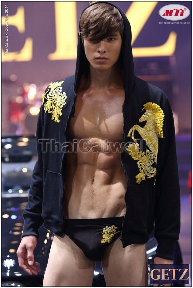 Julian Kenny Newkomm