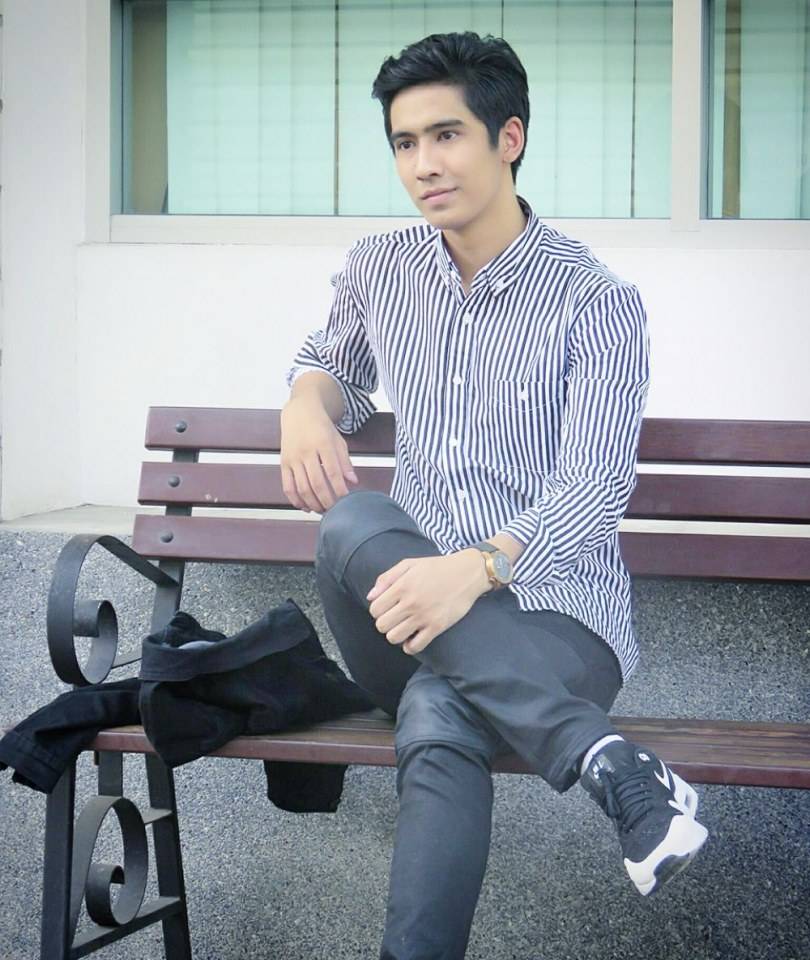 น้องโอ๊ตหล่อออร่ามาก