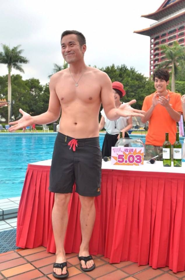 เอ๊ะ!หรือว่าชอบคนแก่ "โจเซฟ จาง