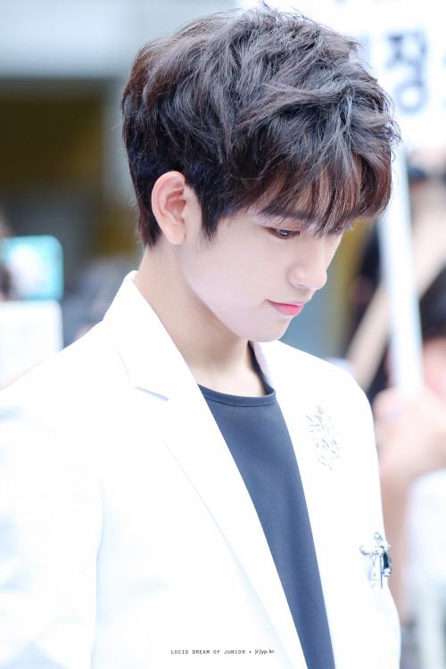 Jinyoung GOT7 หล่อ เริ่ด เพอร์เฟค