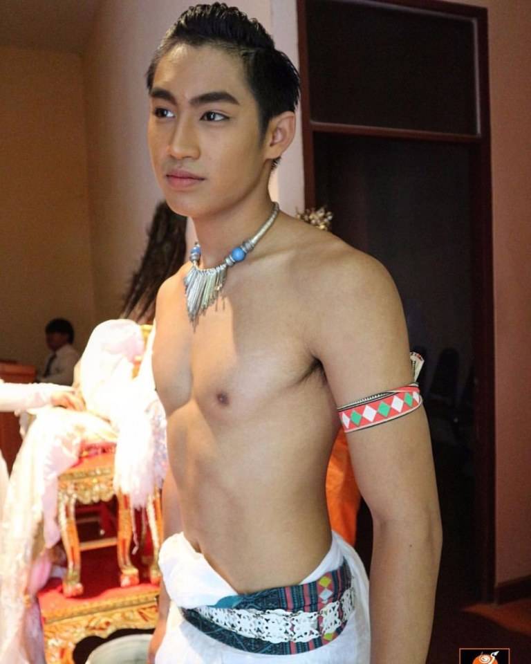 ล่ำแซ่บอ่าาาา