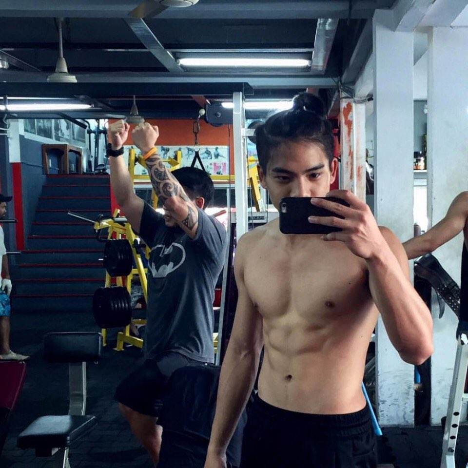 มีความสุข 1,527