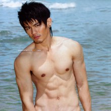 ปล่อยใจให้ลองรัก