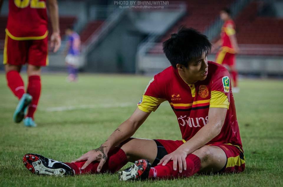 โทร่า 1,594