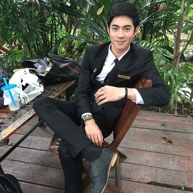 กัน รัชชานนท์ หล่อใสในชุดนักศึกษา