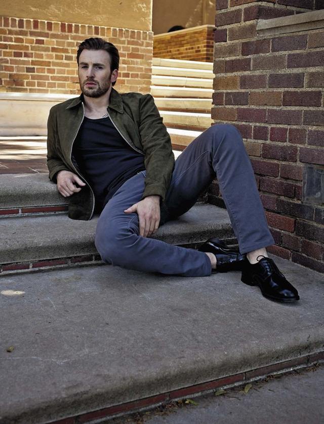 Chris Evans @ L'Uomo Vogue April 2017