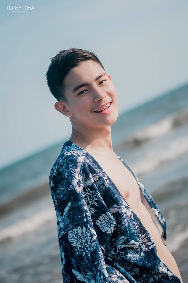 สงกรานต์น่ารักใสใส ชายทะเล