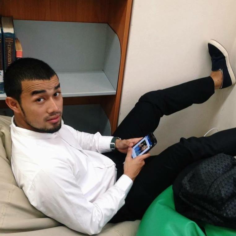 คนที่เล่นซีรีส์ 1,595