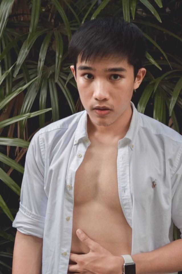 ส่งผู้มาเลีย