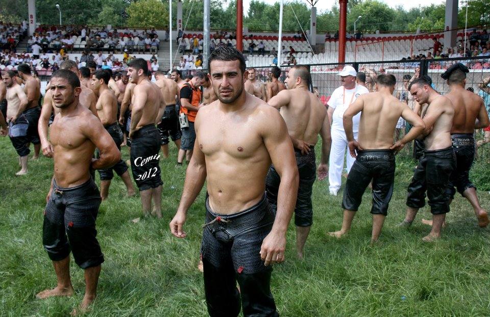 oil wrestling