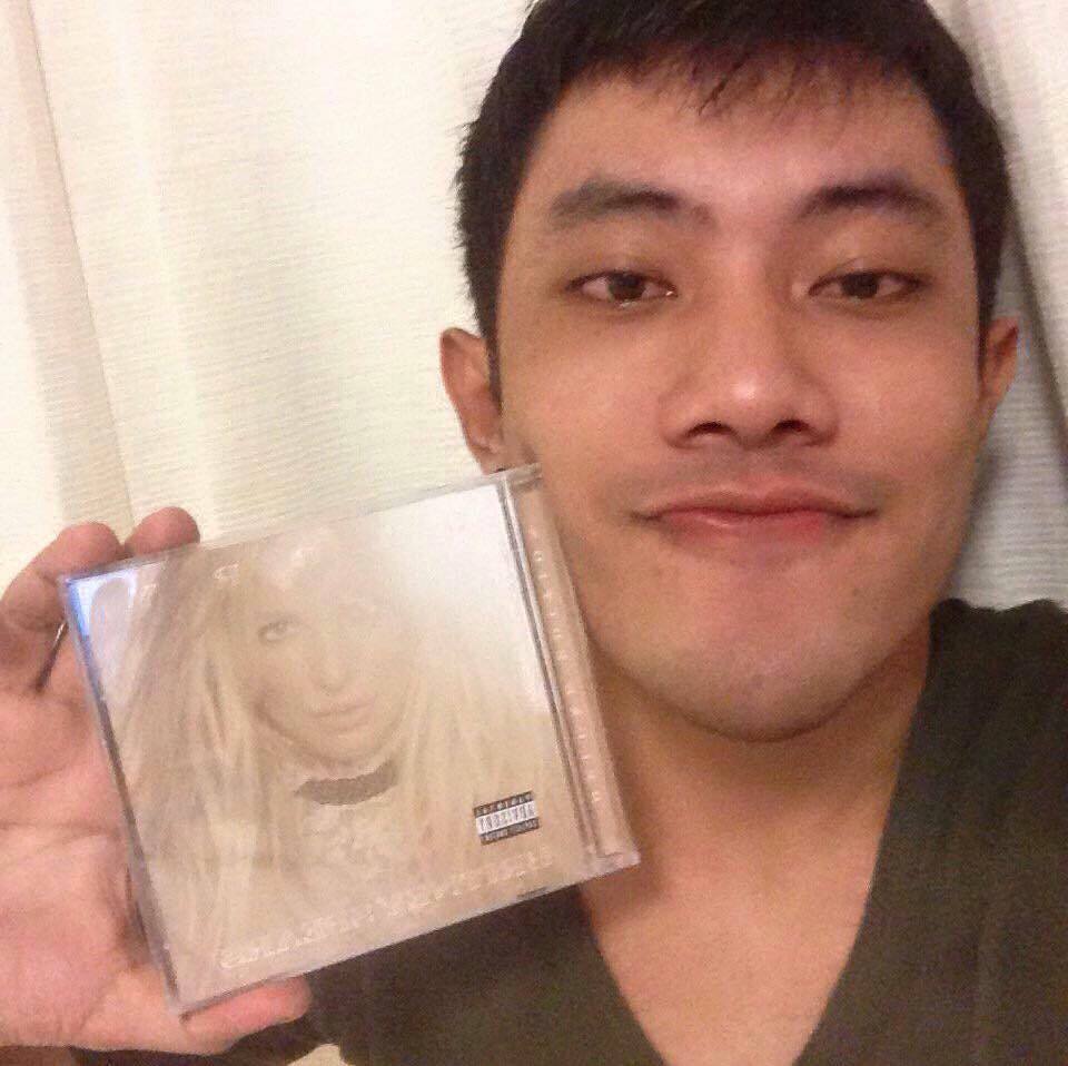 เป็นอัลบั้มล่าสุดที่ทุกคนต้องมีและควรมี! คุ้มค่าแห่งการรอคอย (Britney Spears Album Glory)