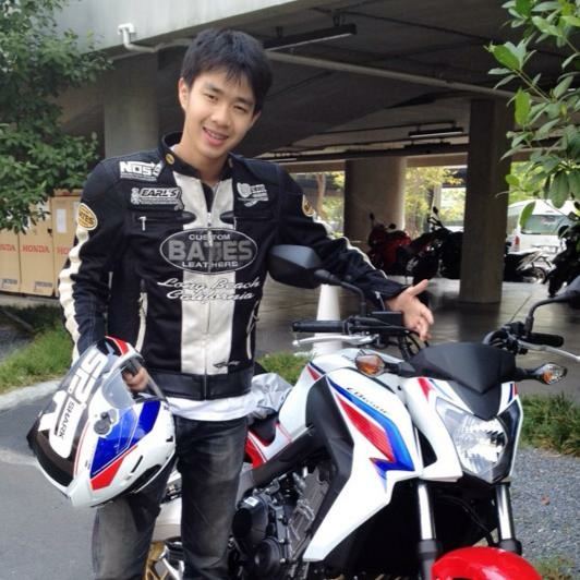 ชั้นว่าพ่อค้าคนนี้น่ารัก 1,732