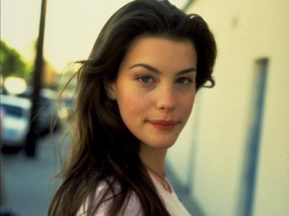 ยังจำเธอได้ไหม? ดารานางแบบสาวสวยสุดเซ็กซี่มากความสามารถ (  Liv Tyler )