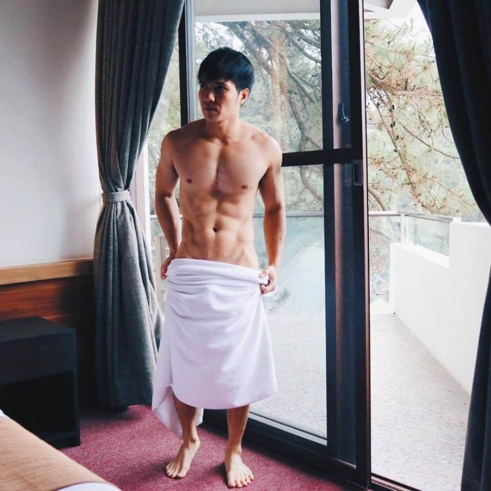 ผ้าขนหนู อู้หูน่าถก 1,897