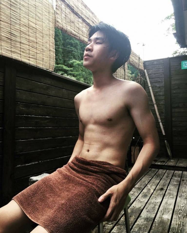 ผ้าขนหนู อู้หูน่าถก 1,897