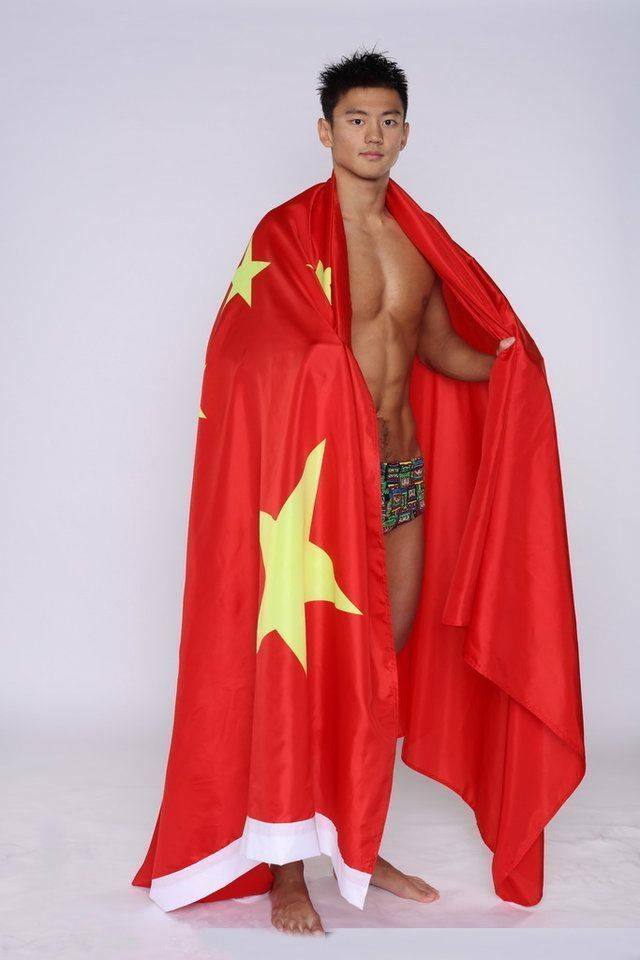 พวกนี้เป็นนักว่าน้ำจริงหรือถ่ายเล่นๆ อ่ะ หล่อมากเลยนะ 1,959