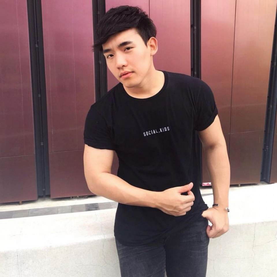 ที่รักทำไมคุณหน้าใสจังเลยคะ 1,995