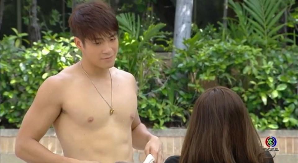 อาเล็ก ธีรเดช ใน กามเทพจำแลง