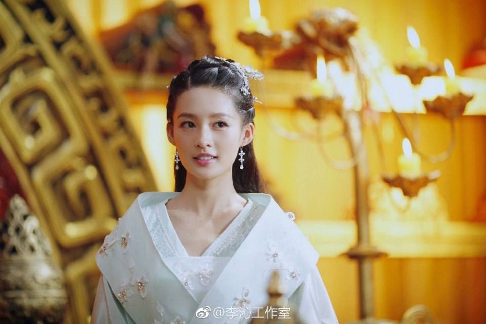Дорама принцесса уважай себя. Принцесса Цинь дорама. Сяо Цинь актриса. Ли Цинь (li Qin). Цяо ши Юй актриса.
