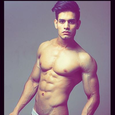 male body 079 - Sexy Indian