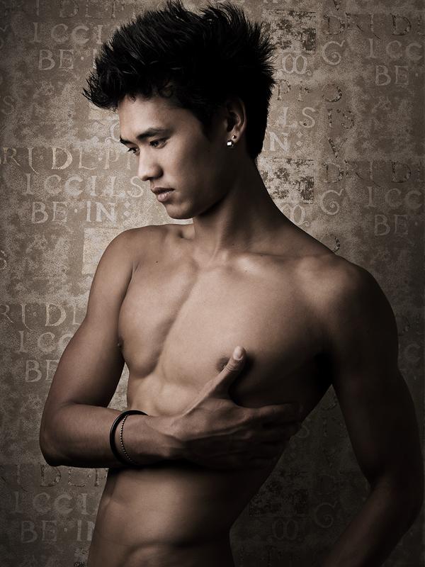 ถอดโชว์เรือนร่าง 1609