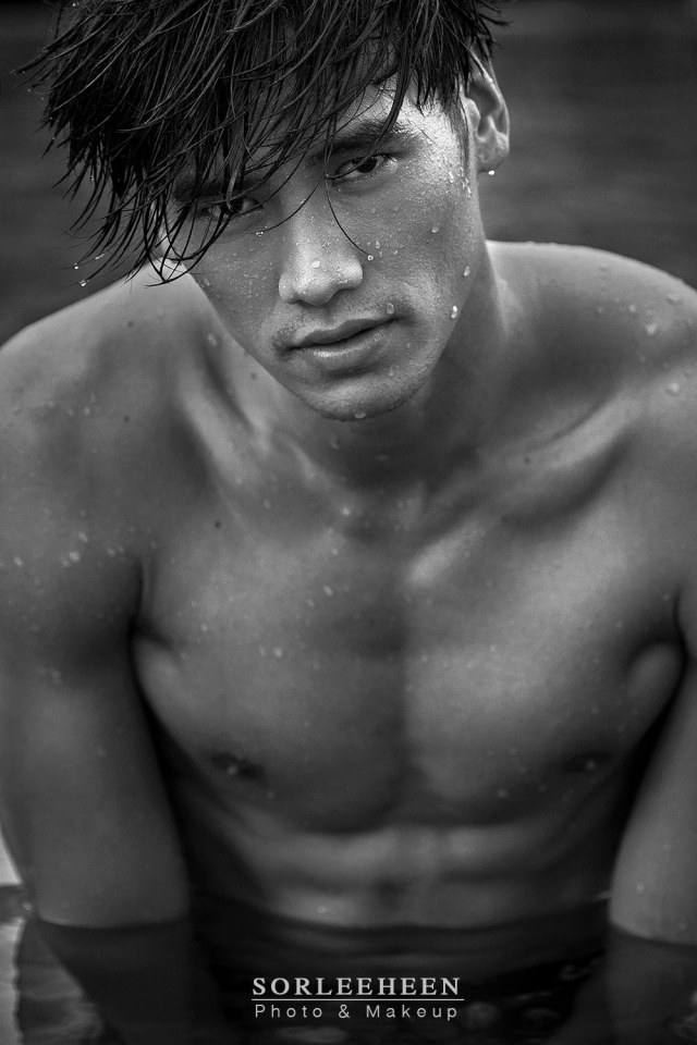 ถอดโชว์เรือนร่าง 1609