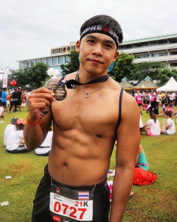 ผู้ชายโชว์ของ 2,031